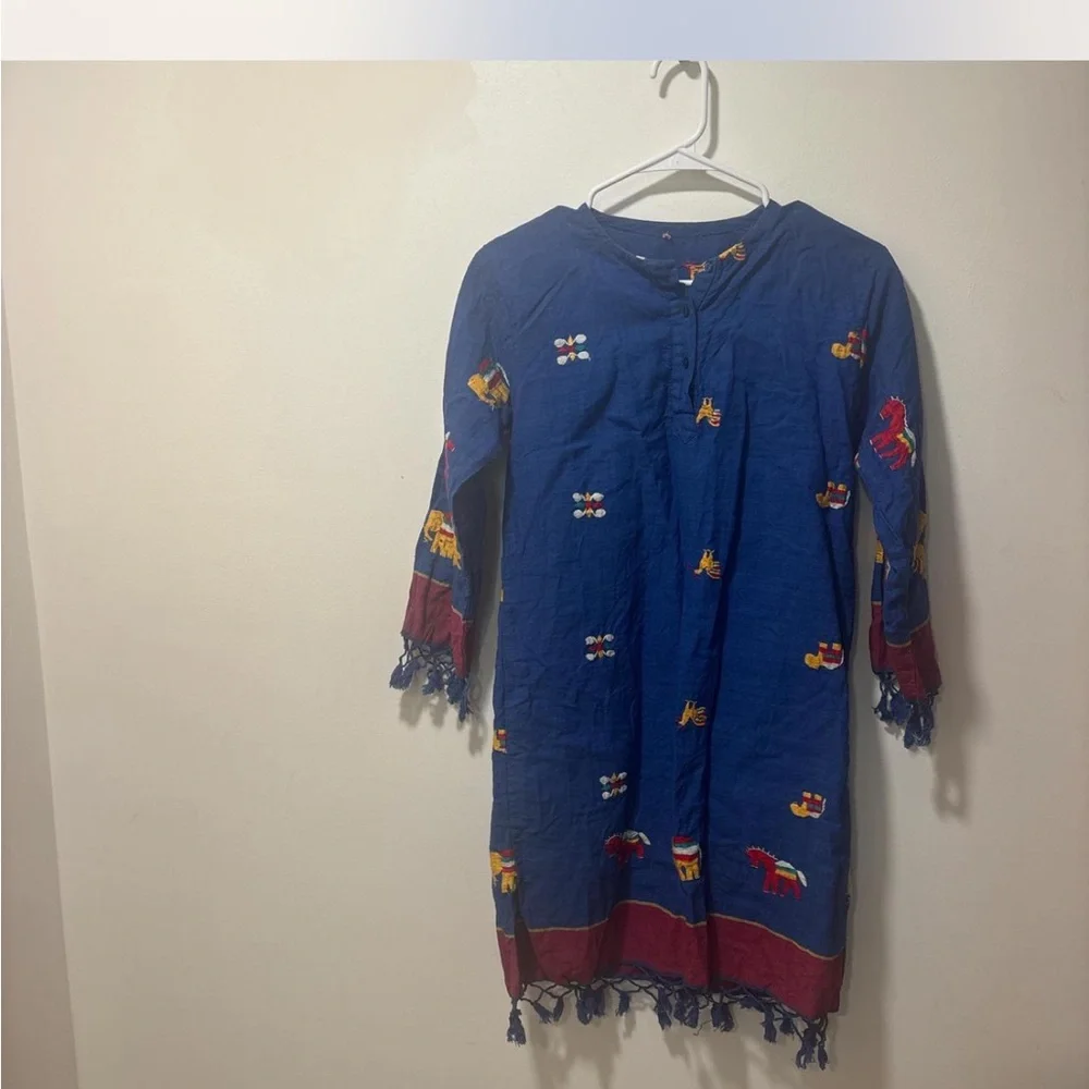 Women’s XS linen dress with animal embroidery - Picture 1 of 3